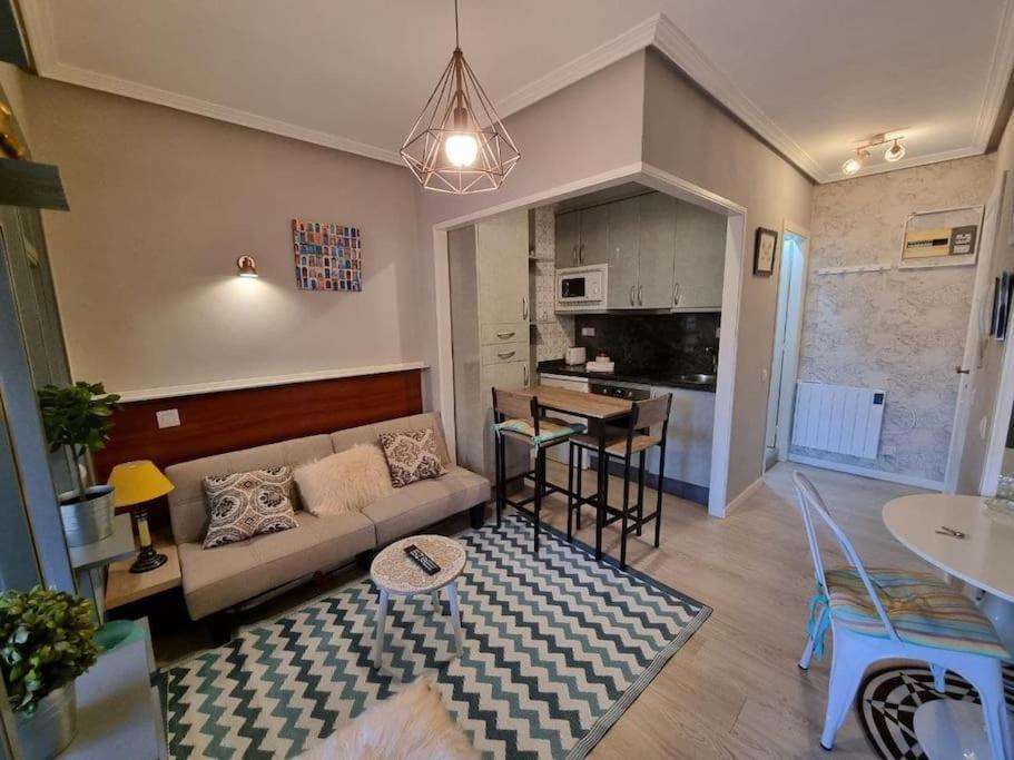603A Coqueto Estudio En El Centro Οβιέδο Εξωτερικό φωτογραφία